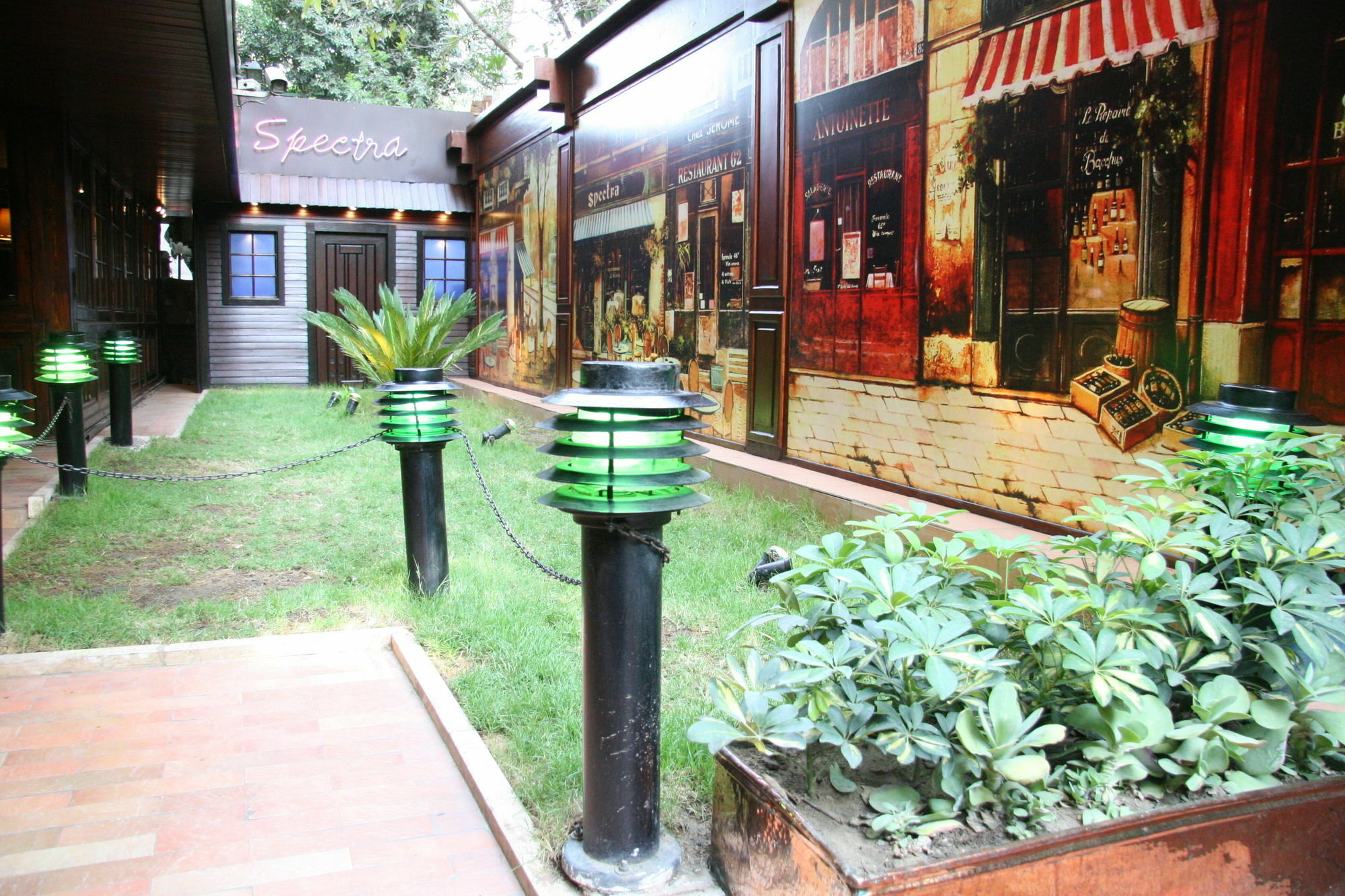 Royal Maadi Hotel Cairo Exterior photo